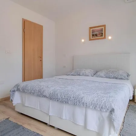 Sebastian Novigrad Istria